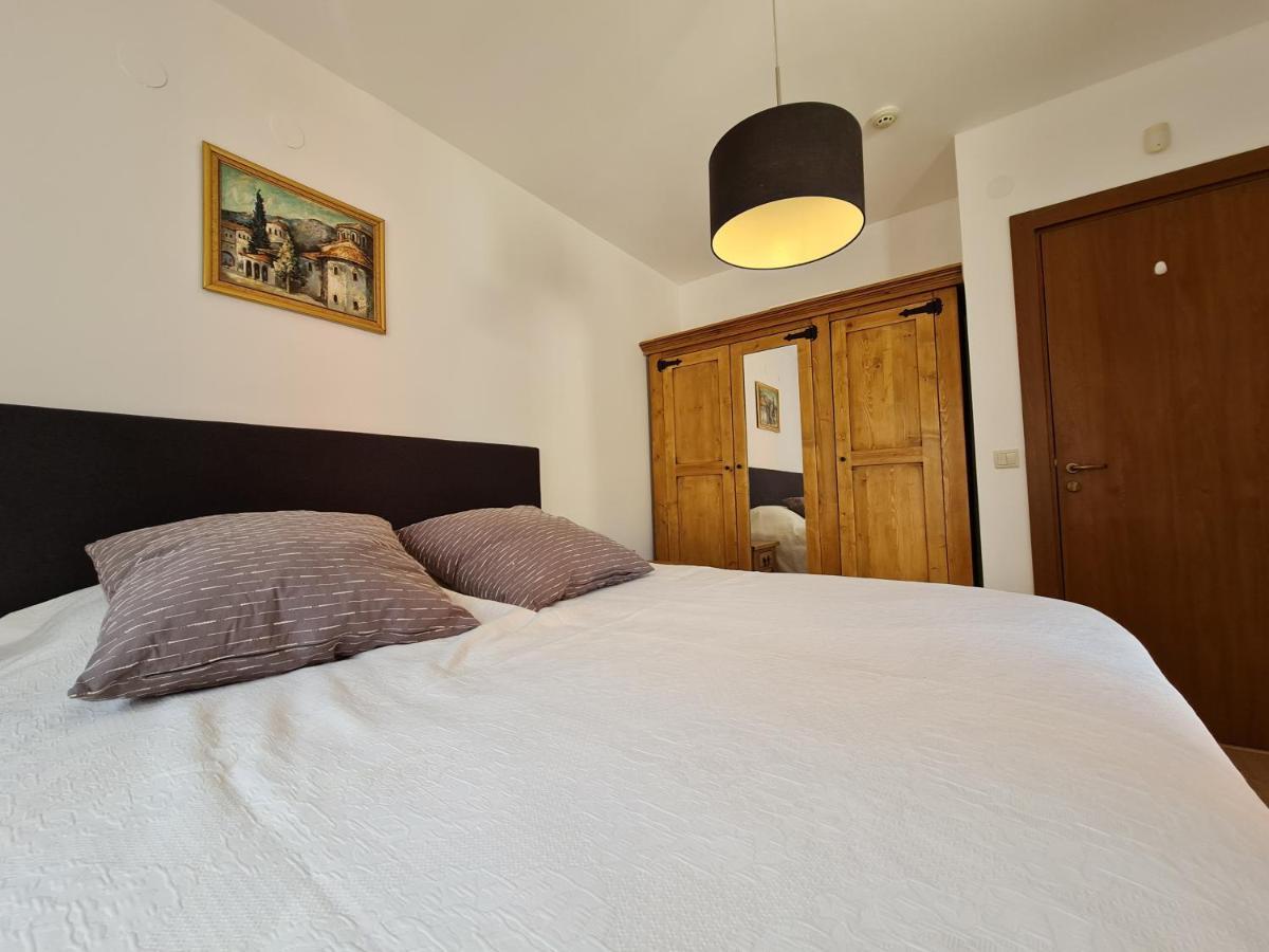 Pirin Golf Apartment Home With Private Garden 班斯科 外观 照片