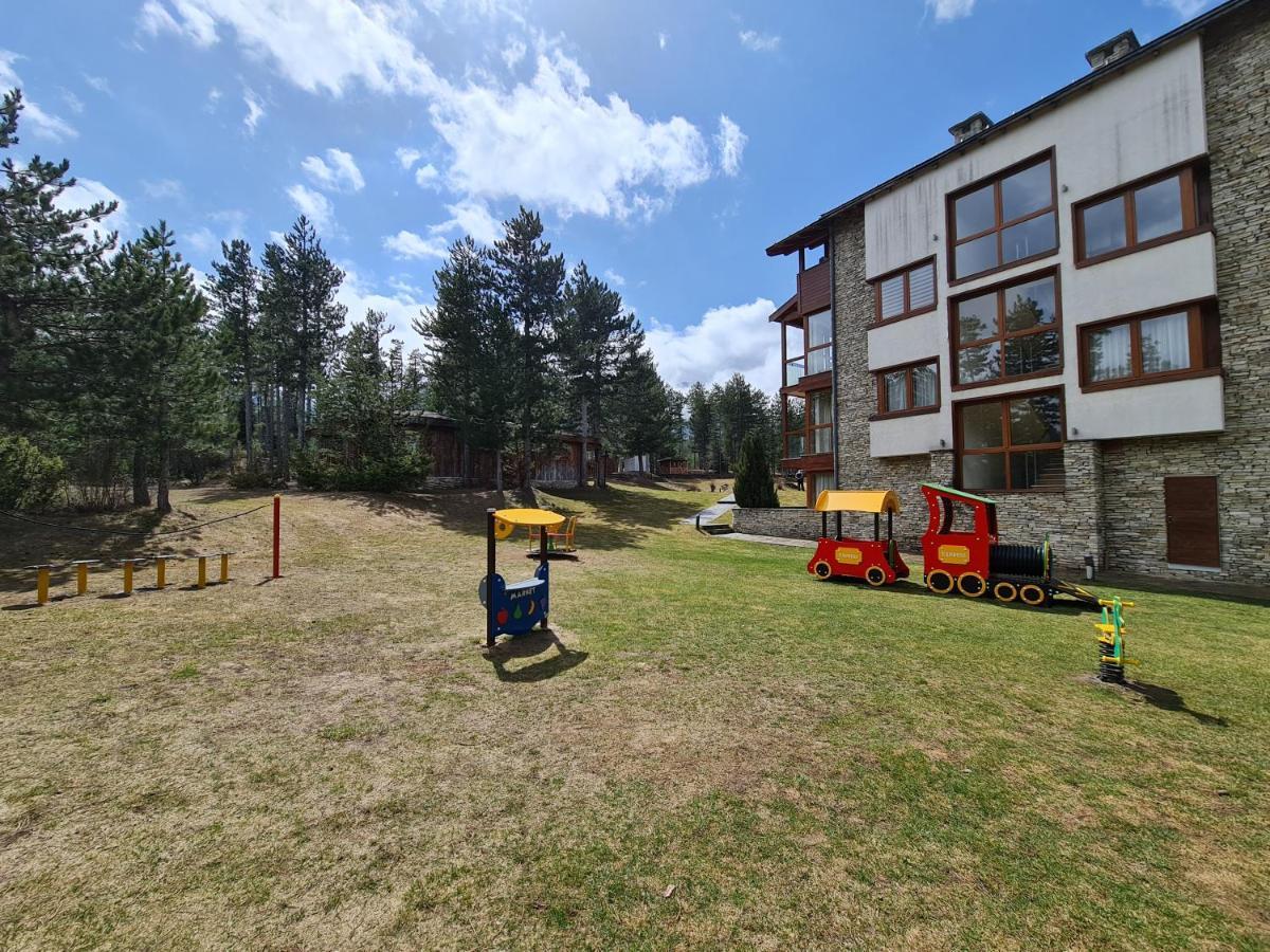 Pirin Golf Apartment Home With Private Garden 班斯科 外观 照片